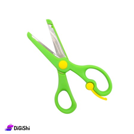 Scissor With Plastic Cover - Green